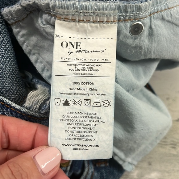 One Teaspoon Awesome Baggies Size 26 - Picture 9 of 14